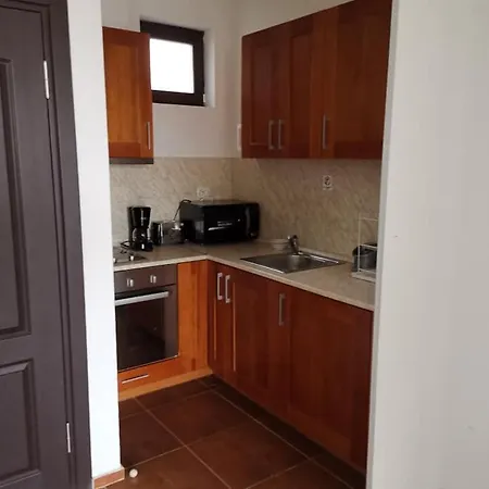 Villa Vesi - Bay View Villas קושריצה