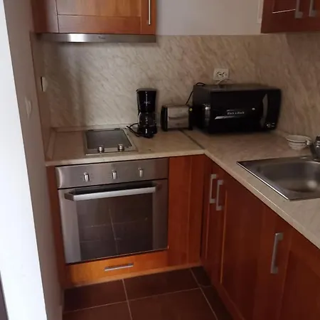 בית נופש Villa Vesi - Bay View Villas קושריצה